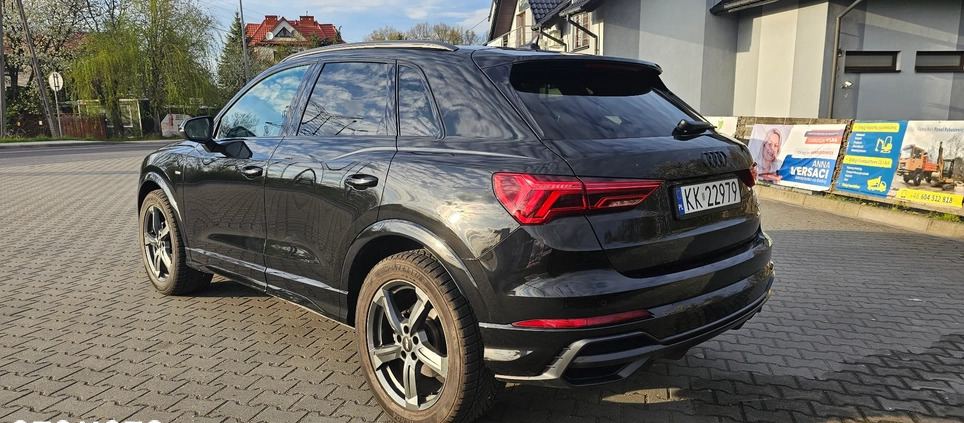 Audi Q3 cena 154999 przebieg: 17000, rok produkcji 2022 z Wieliczka małe 529